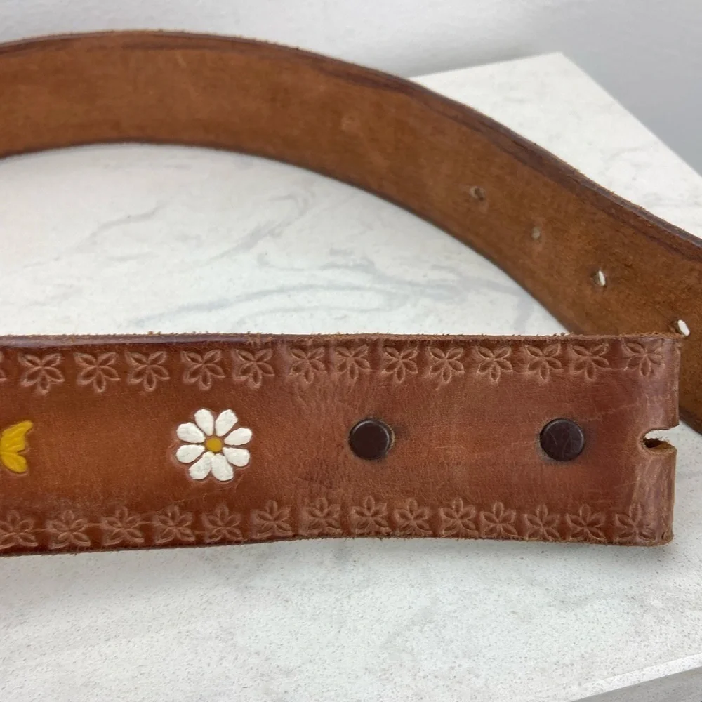 Vintage 70’s Tooled and Hand Painted Leather Belt Brown